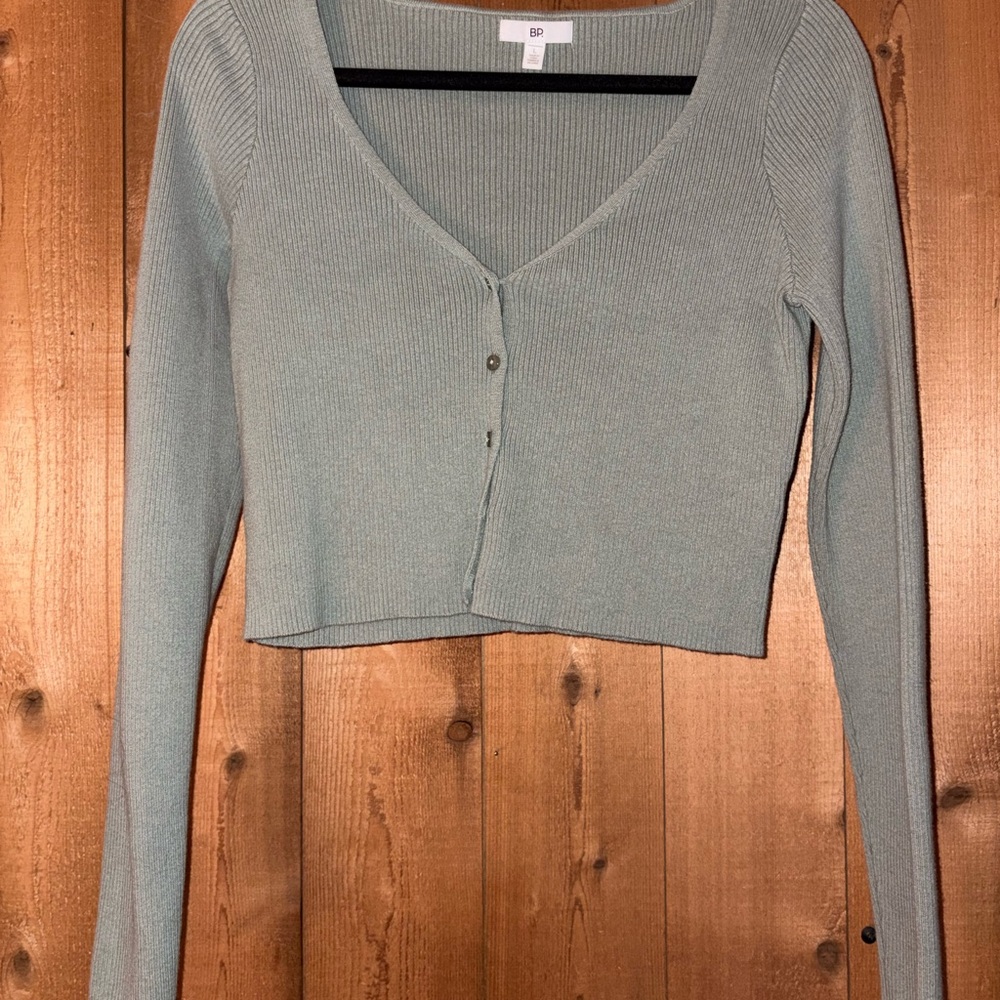 Cropped Ribbed V-Neck Cardigan - Sage Green